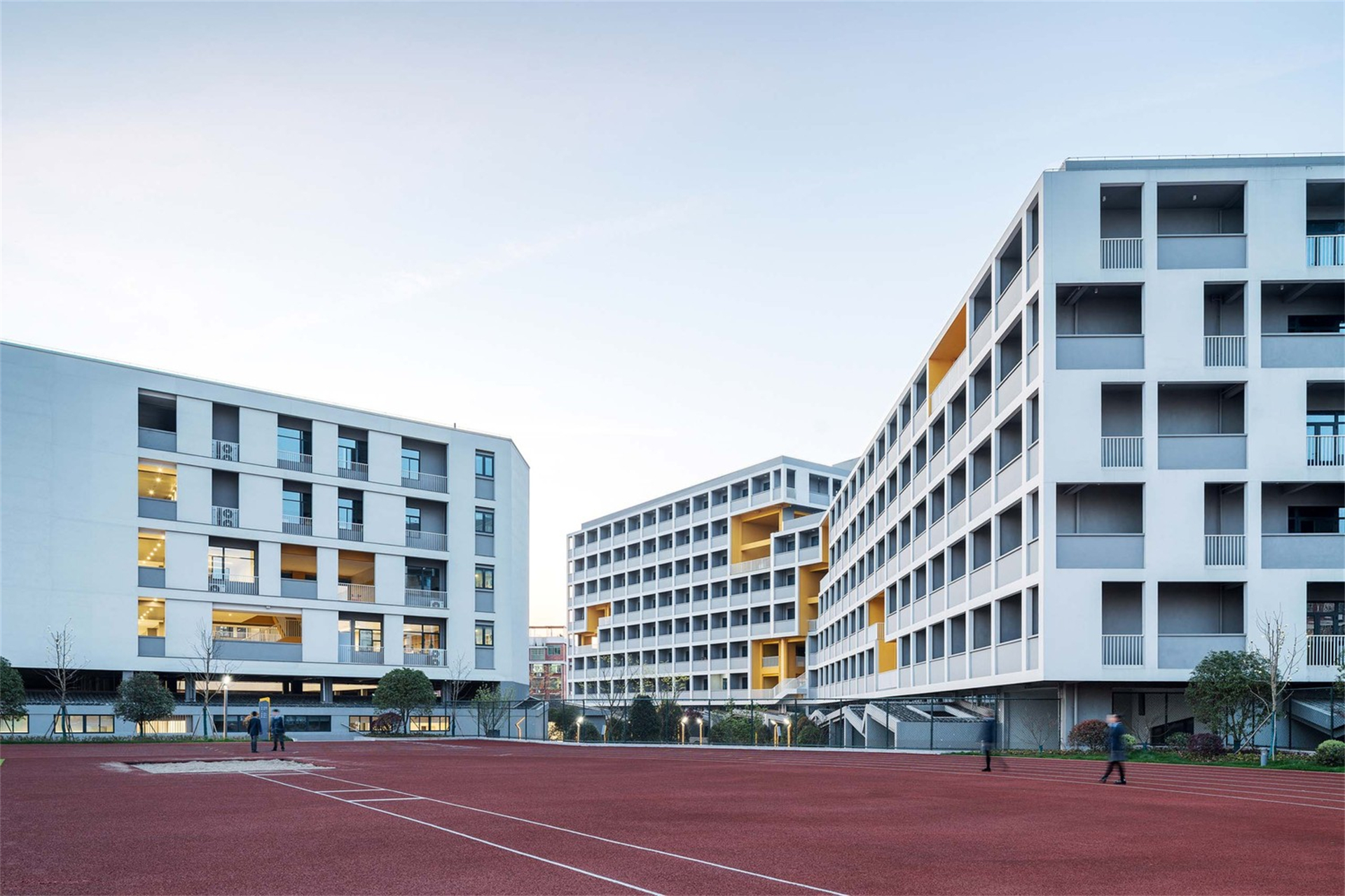 Green Future: New campus construction under sustainable development(图8)